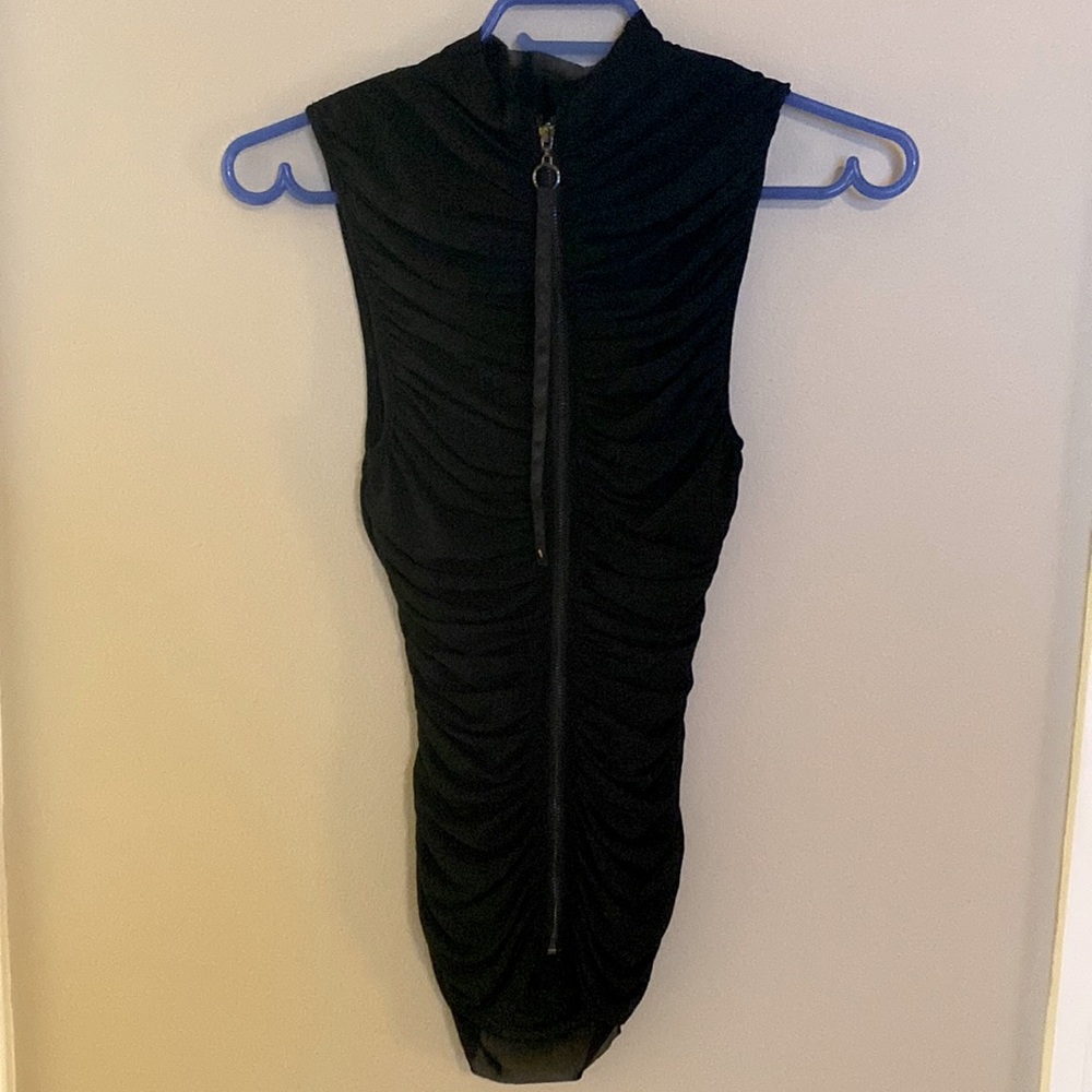 Marciano tight zip top